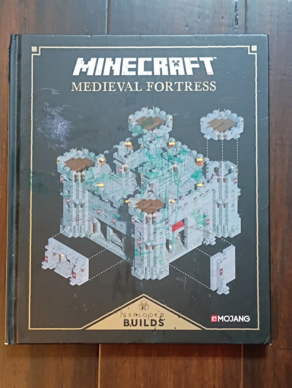 Minecraft Medieval Fortress Building Book - Black